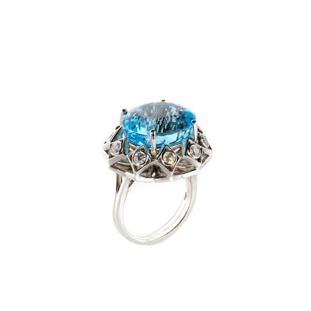 Oval blue topaz and diamond tefoil edge ring. Designed by Biagio Patalano as part of the Artistry collection. 